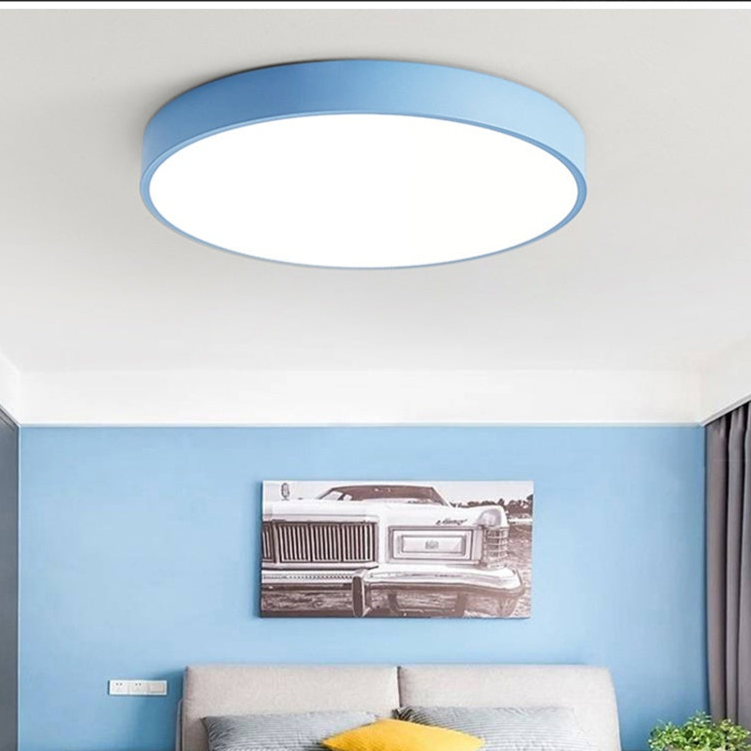 Ozdobna lampa sufitowa LED | Okrągły design Macaroon