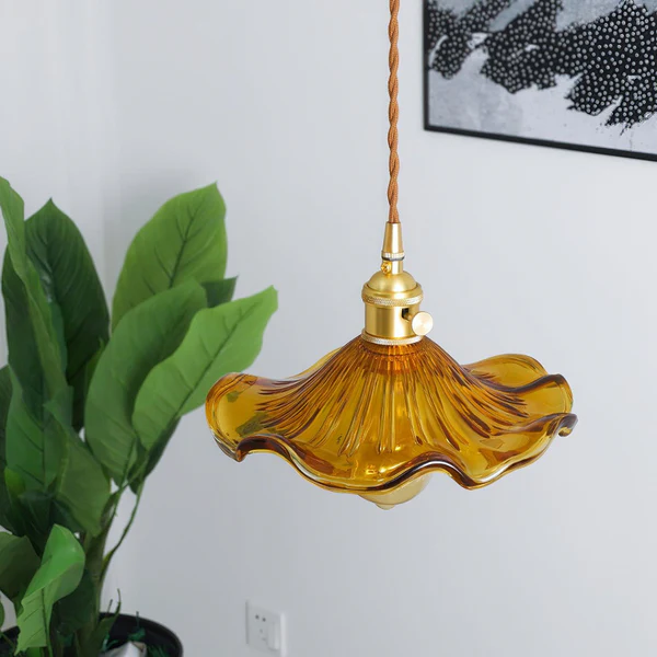 Ozdobna lampa wisząca w kształcie kwiatu | Kwiatowy wzór